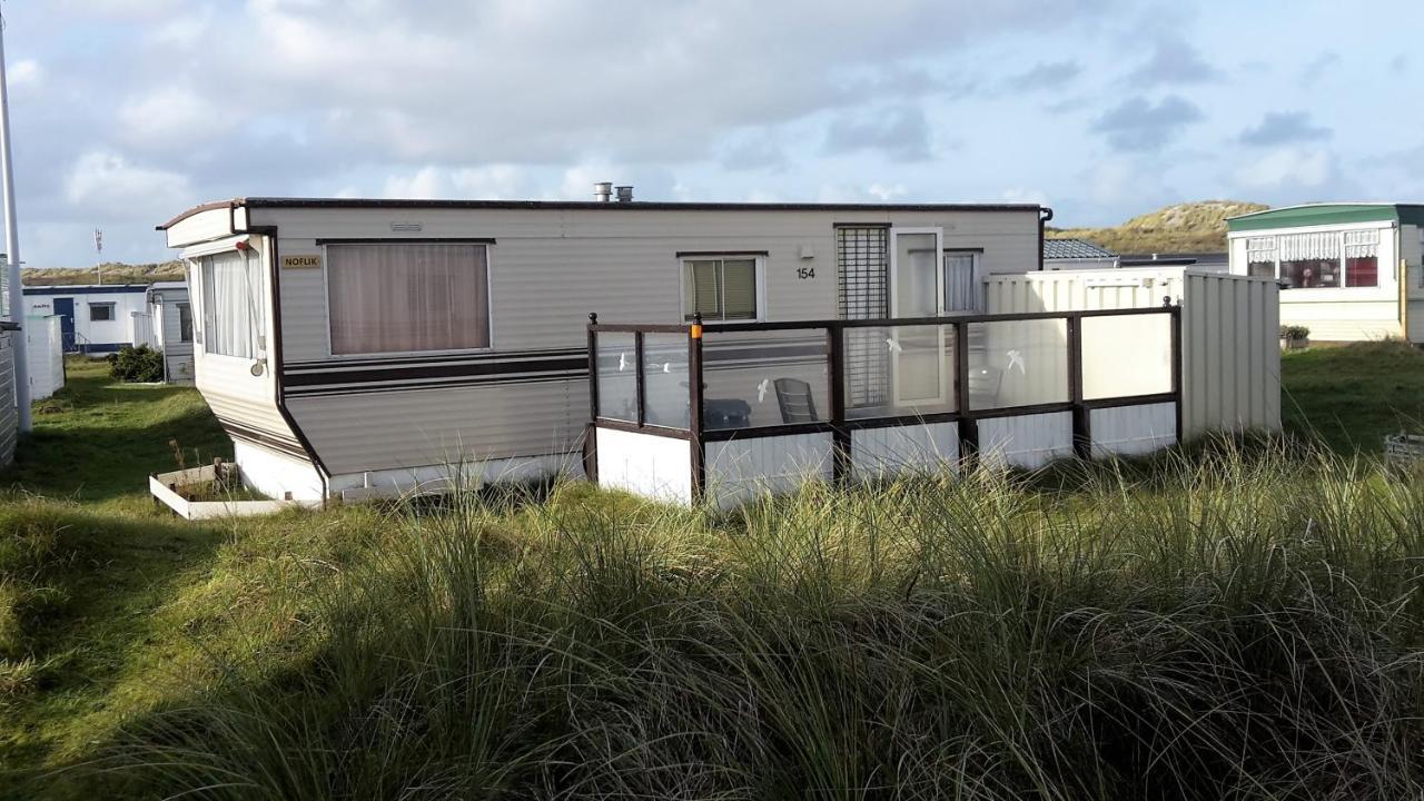 Ameland-Nes-Duinoord: Stacaravan Nes  Luaran gambar